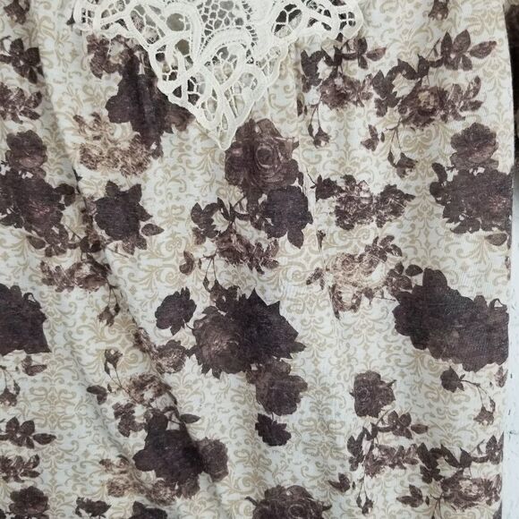 Maurices Cold Shoulder Brown and Cream Floral Top - Picture 4 of 6
